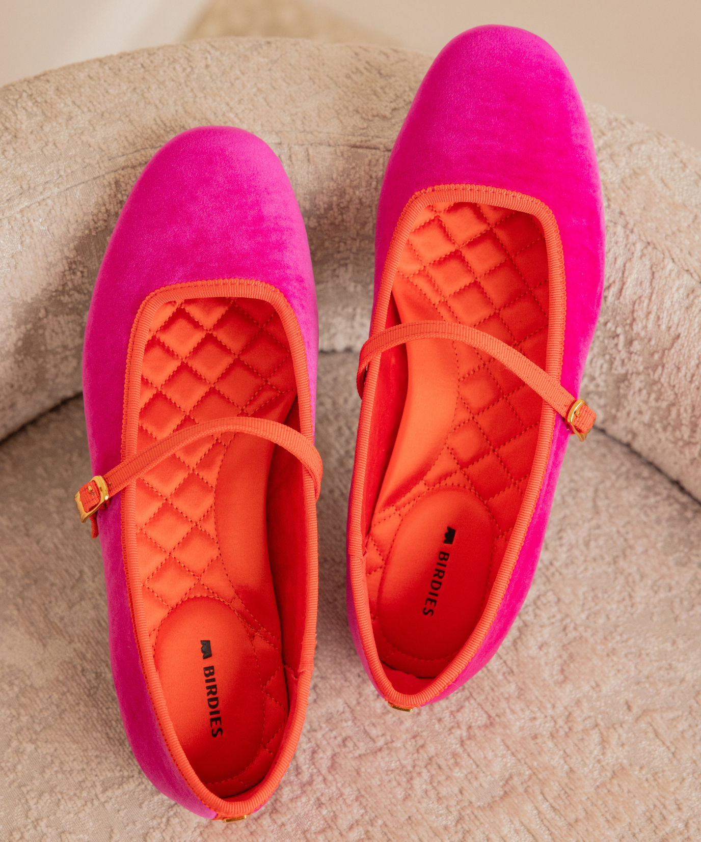 The Hummingbird Mary Jane - Hot Pink Velvet - Image 3